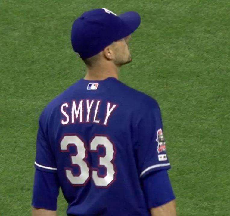 Why Texas Rangers Sandy León wears No. 12